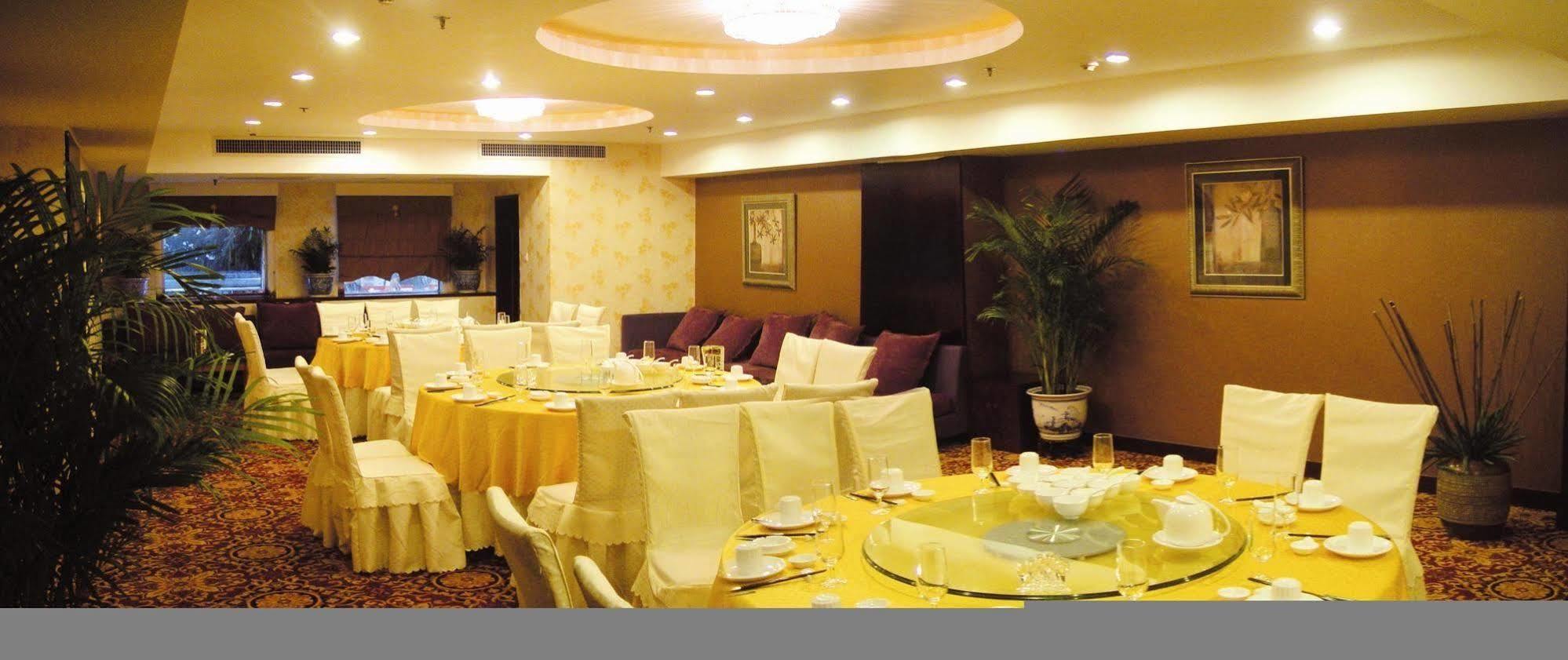 Lijing Grand Hotel City Center Liuzhou Exterior photo