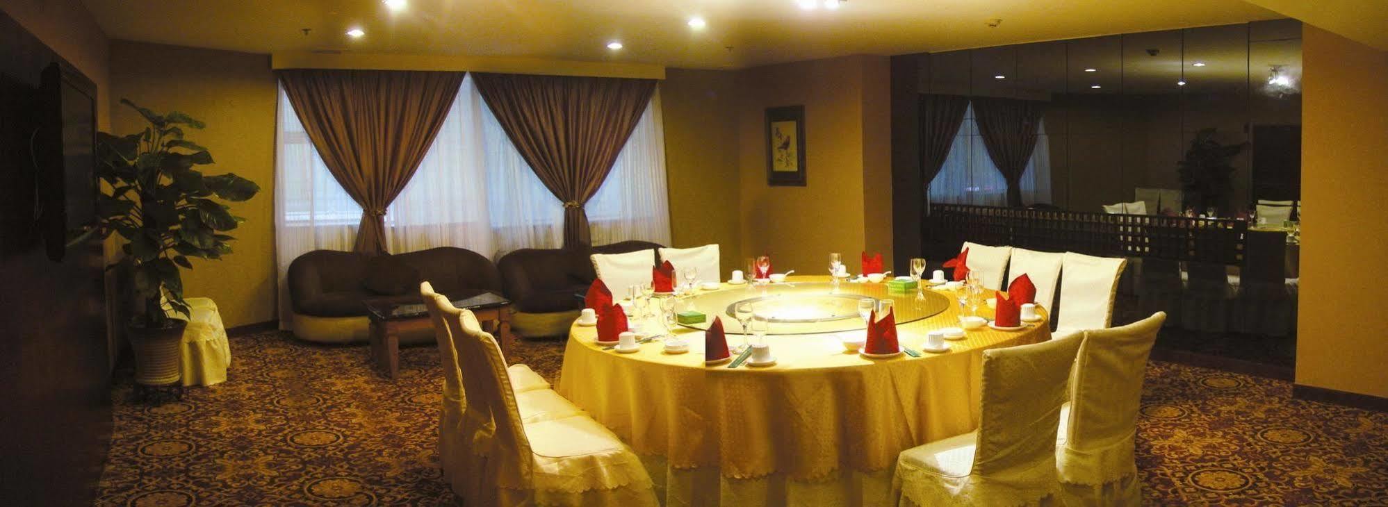 Lijing Grand Hotel City Center Liuzhou Exterior photo